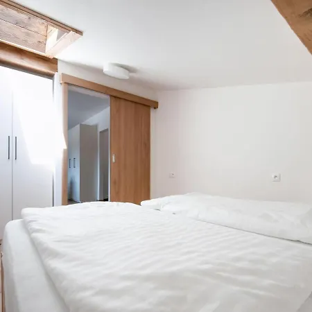 Splendid In With Balcony Apartamento *