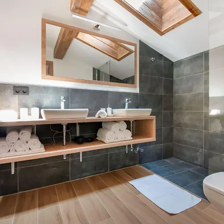 Splendid In With Balcony Appartamento
